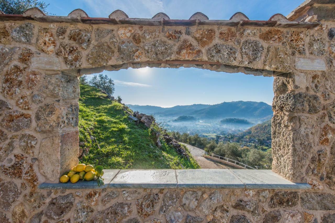קמאיורה Charming Farmhouse In The Hills, Private Pool, Sea View, Dream Panorama מראה חיצוני תמונה